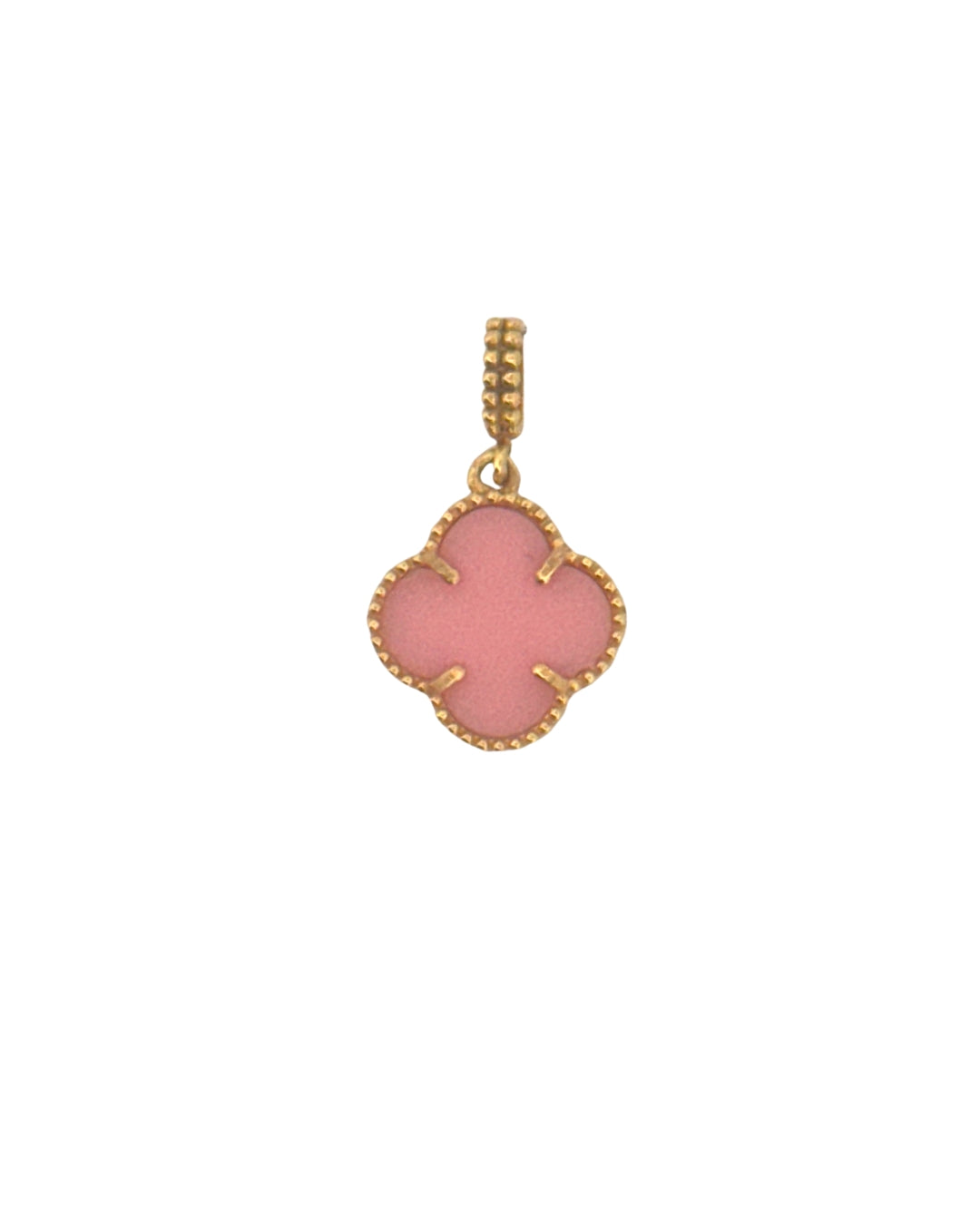18k-Goldanhänger in Vierblatt-Form mit rosa Füllung – freigestellt.