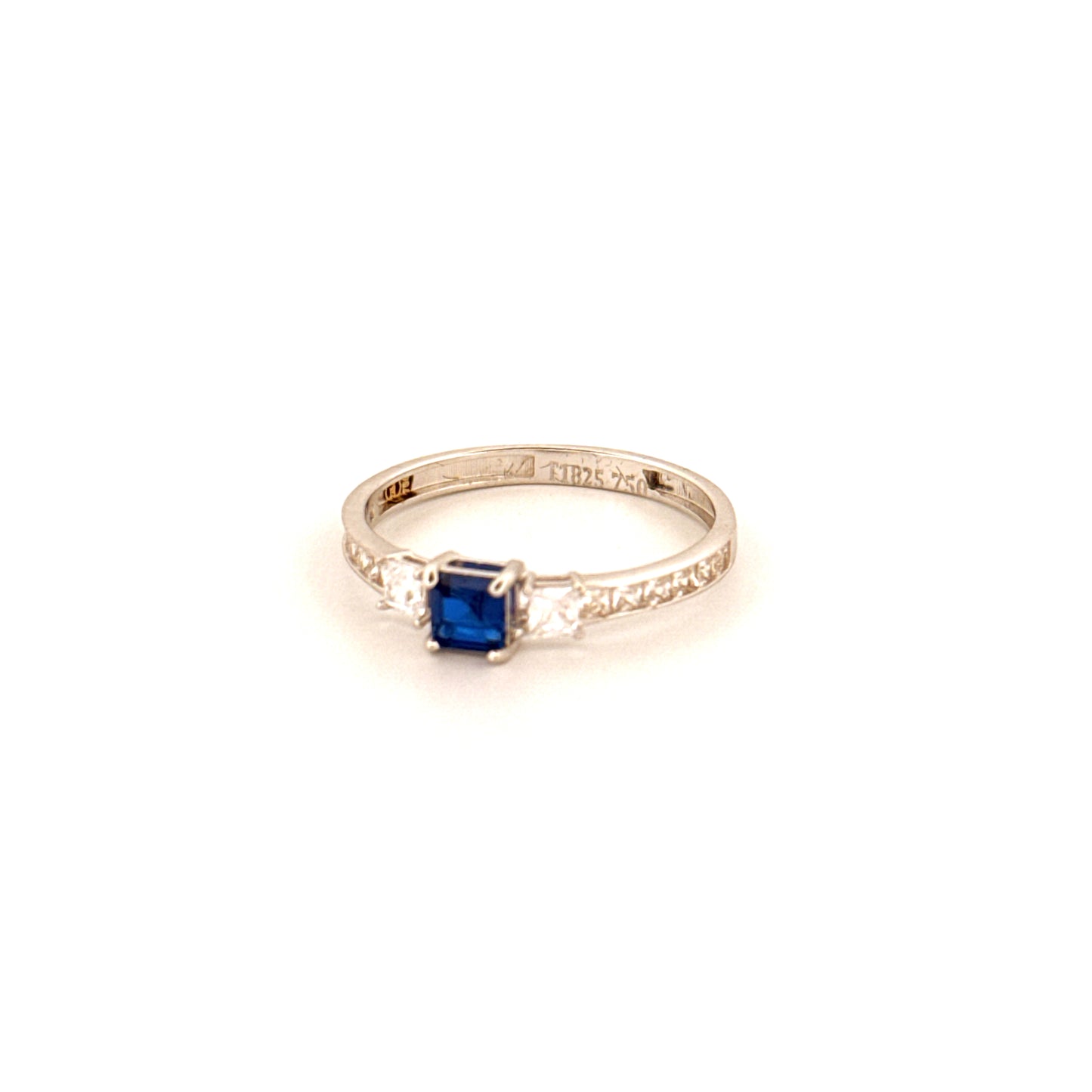 Ring Weissgold 18k - Darya (Meer)