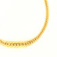 Nahaufnahme des Armbands Khat-e Bâfteh – flach geflochtene 18k Goldstruktur mit sanfter Linienführung