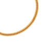 Nahaufnahme der Gliederstruktur des Armbands Talā-ye Tanideh – gewebtes 18k Goldarmband, handgefertigt & elegant